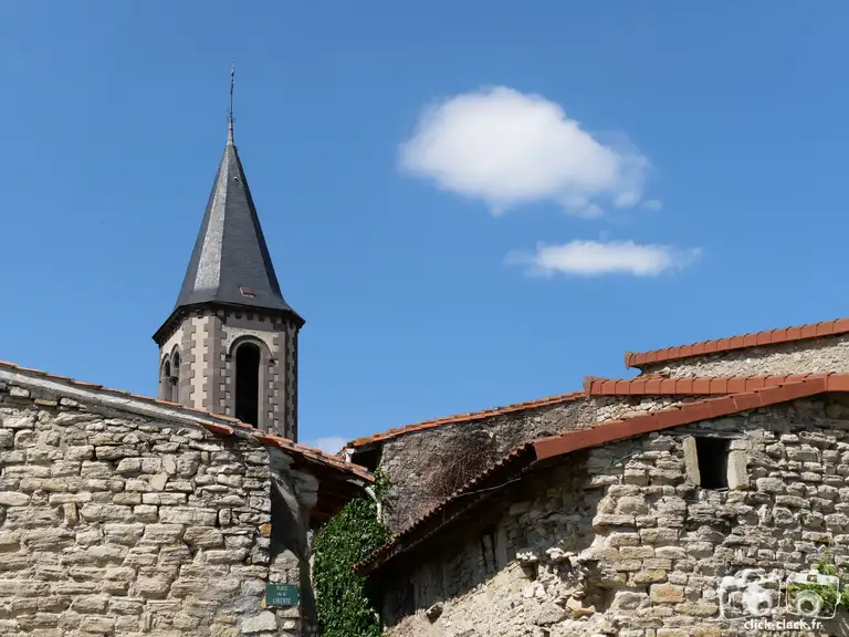 Le clocher de l'église d'Espirat
